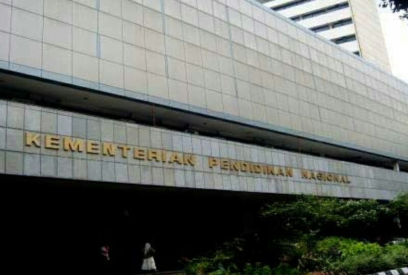 Guru Tak Perlu Kuliah Lagi