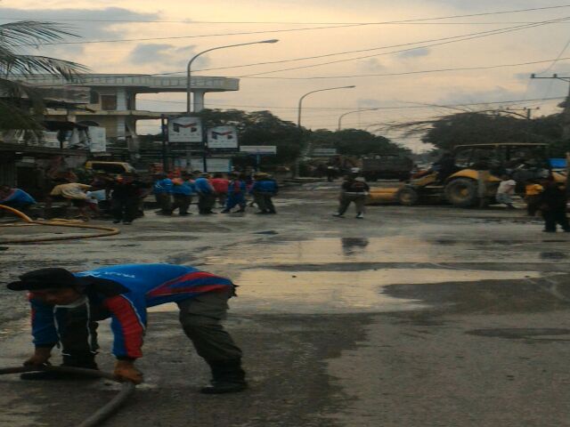 HUT Ke 67, Satpol PP Pelalawan Gelar Goro  Bersama Atasi Banjir Pemukiman