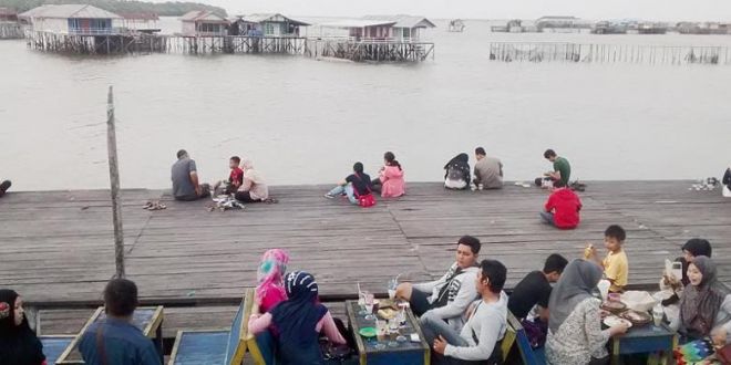 Jangan Mati Dulu Sebelum Lihat Indahnya Laut Bontang