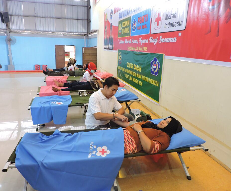 Kodim 0314/Inhil Bekerjasama PSMTI dan PMI Laksanakan Kegiatan Donor Darah Jelang HUT RI ke 71