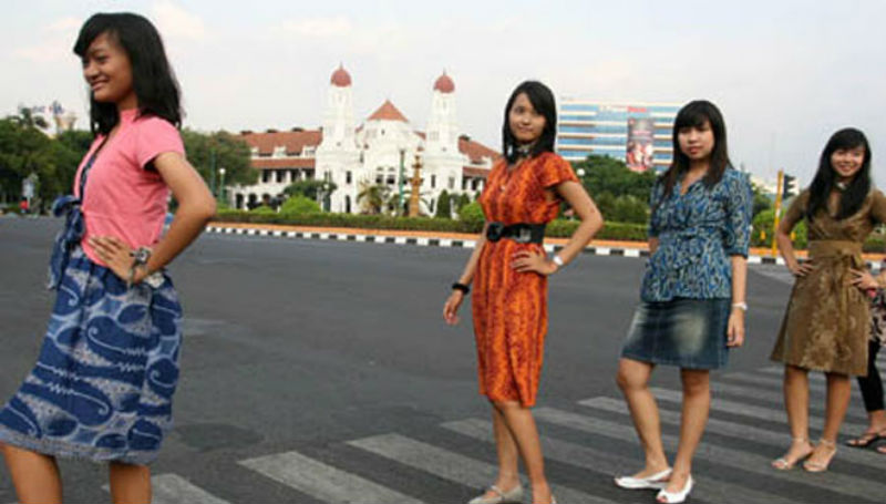 Meriahkan Sewindu Witama School dengan Perlombaan Spelling hingga Sashion Show