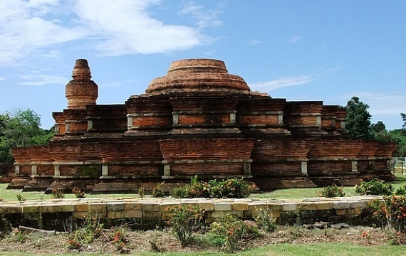 Firdaus Kagumi Objek Wisata Kampar