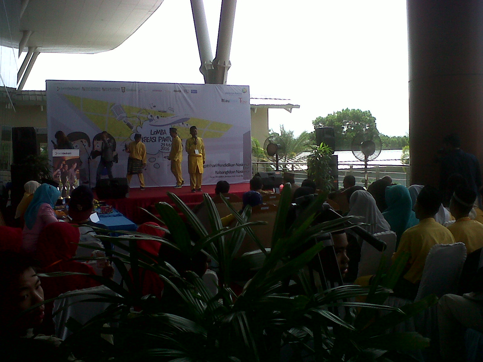 Pengunjung SSK II Apresiasi Lomba Kreasi Pantun