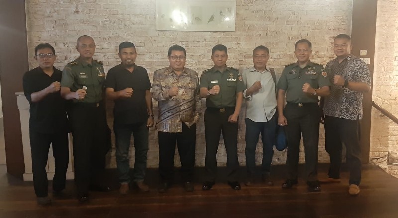 Pusat Informasi Teritorial TNI-AD Kunjungi SMSI