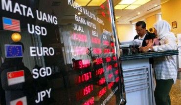 Rupiah Melemah Tiga Poin
