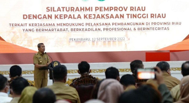 Soal Sawit di Kawasan Hutan, Gubernur Syamsuar Minta Petunjuk Kajati