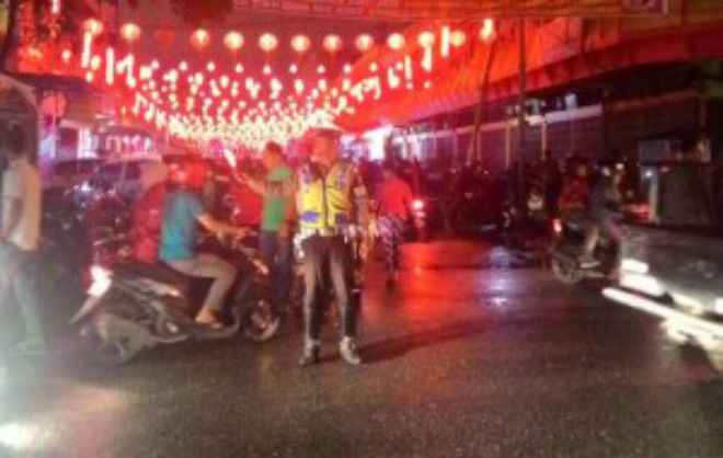 Tahun Baru Imlek 2567 Berlangsung Meriah, Polisi Lakukan Pengamanan di Vihara
