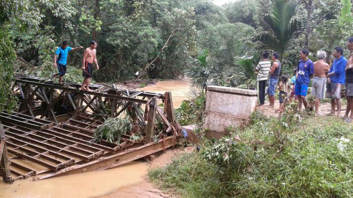 Terisolir Akibat Banjir, Pemprov Riau Masih Pertimbangkan Akses