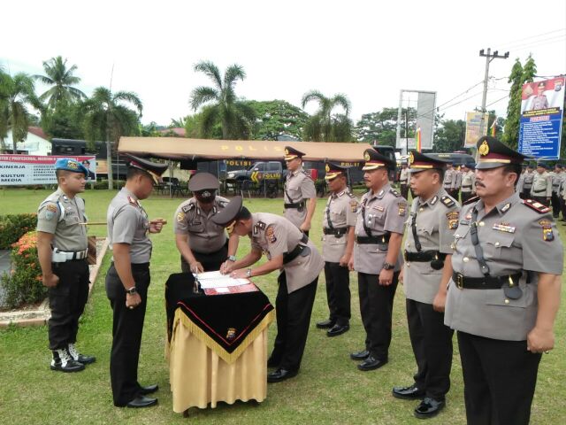 Tiga Perwira Menengah Polres Kampar Mutasi ke Mapolda Riau