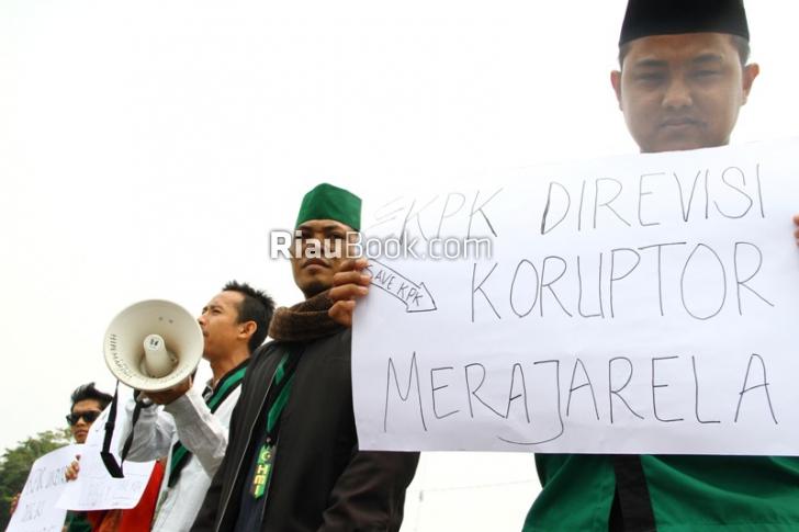 demonstrans