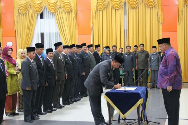 Puluhan Pejabat Eselon II Pemkab Inhu Dilantik, Bupati Sengaja Datang Terlambat