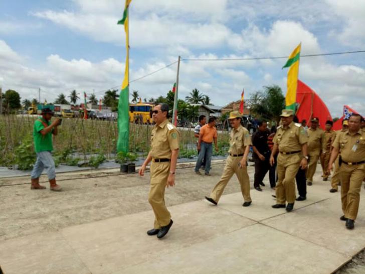 Bupati Siak Tinjau Lokasi Acara Penyambutan Panglima TNI dan Menteri Pertanian
