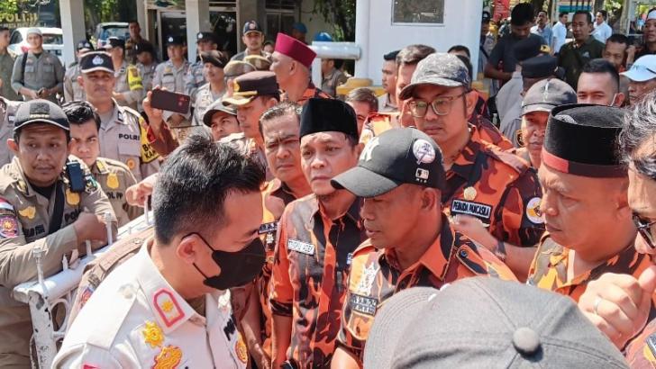 Pemuda Pancasila Demo Muflihun Lagi, Taufik Minta Aparat Audit Anggaran 'Bengkak'