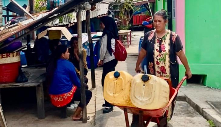 BRK Syariah Berikan Bantuan kepada Masyarakat di Pulau Terluar