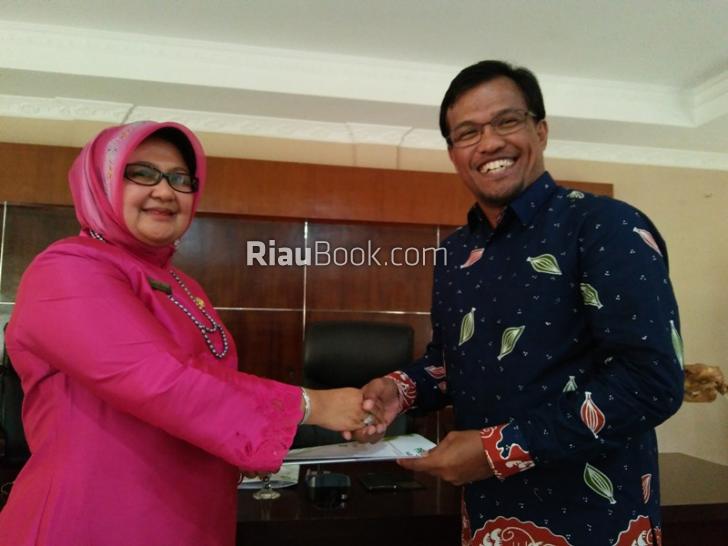 Dinas KLHK Bagikan 