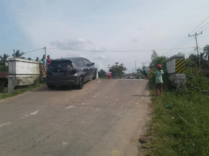 Jembatan Karang Anyer Bagansiapiapi Butuh Perbaikan