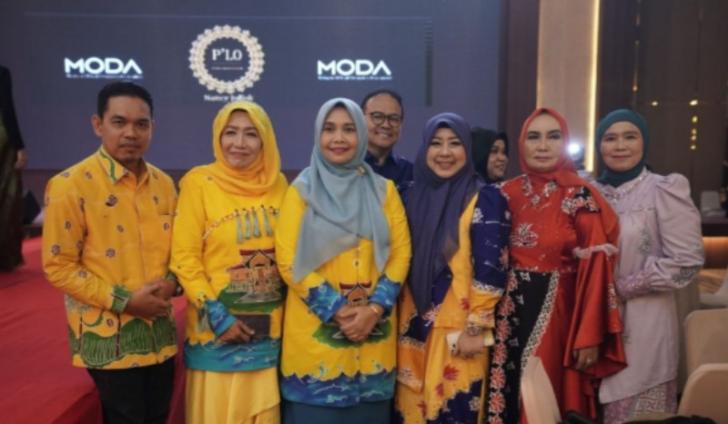 Lounching Batik Kiambang Bertaut Indragiri Hilir