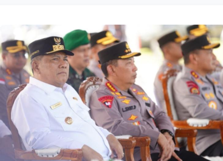 Kapolri Serahkan Bantuan 80 Ton Pupuk untuk Mitra Tani Polri