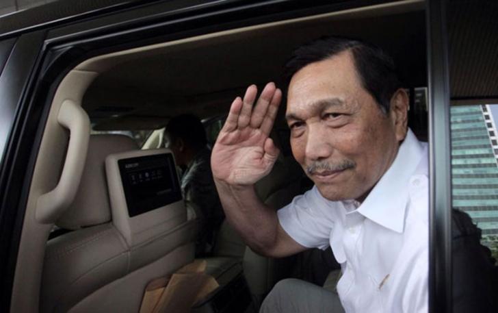 Luhut: Warga Asing Silahkan Garap Pulau-pulau dan Buat Kampung Disana