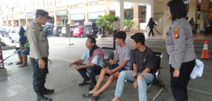 Satbinmas Polresta Pekanbaru Sambangi Masyarakat Sosialisasikan Pilkada 2024 Damai dan Kondusif