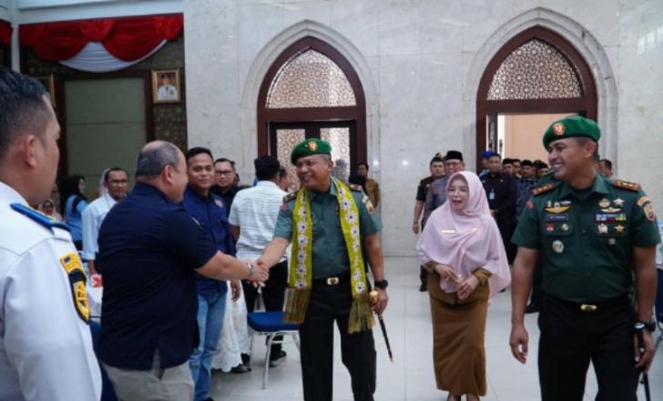 Silaturahmi, Danrem 031/Wirabima Kunjungi Kabupaten Kampar
