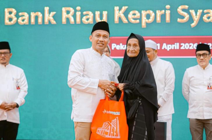 Haru dan Penuh Syukur, Zaimar Wujudkan Impian Haji Setelah 10 Tahun Menunggu