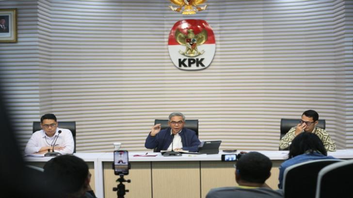 KPK Dalami Kasus Korupsi CSR BI & OJK, Seluruh Anggota Komisi XI Bakal Diperiksa