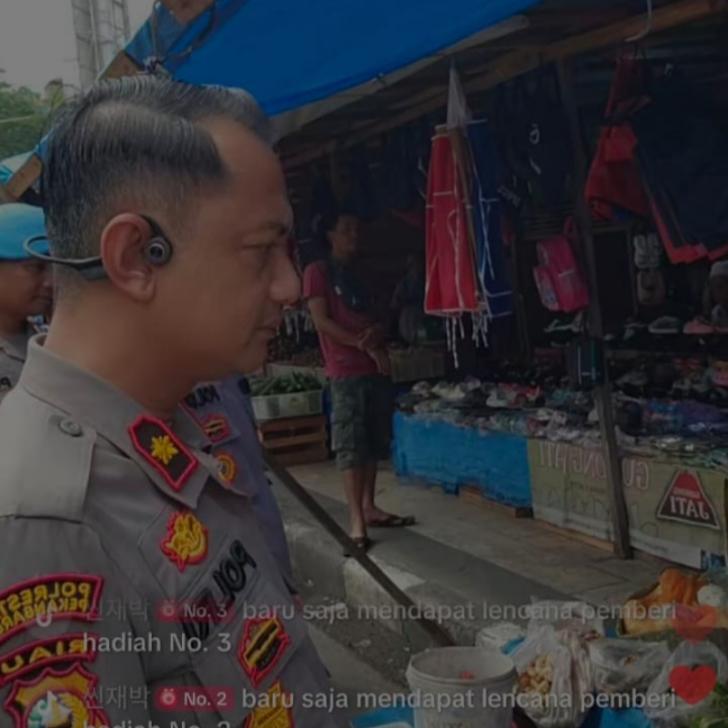 Terpantau di Medsos, Kapolsek Pekanbaru Kota Blusukkan ke Pasar Sukaramai
