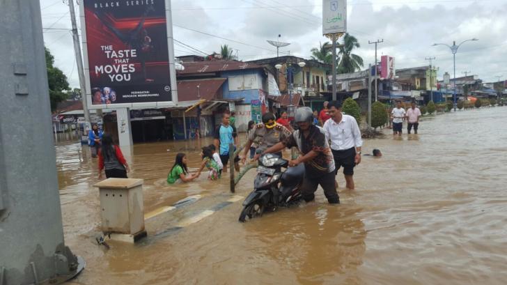 Ratusan Rumah di Rokan Hulu Terendam Banjir