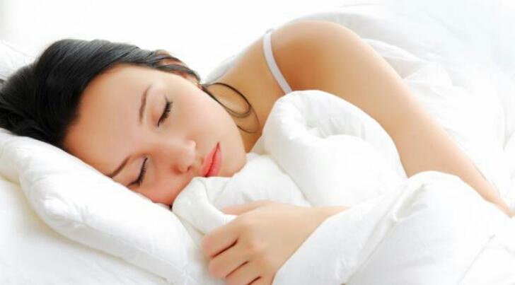 Ini Alasannya Kenapa Perlu Lepas Celana Dalam Sewaktu Tidur