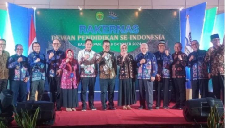 Dewan Pendidikan Memiliki Oesannyang Sangat Strategis Mendukung Pemerintah