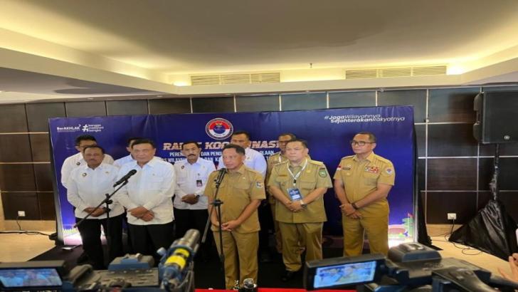 Pemprov Riau Komit Jaga Kedaulatan, Plt Gubernur: Kita Sejahterakan Masyarakat Terdepan