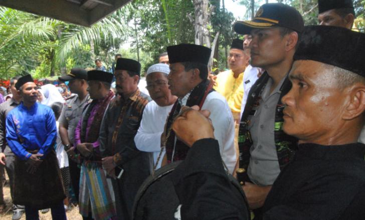 Mengenal Tradisi 