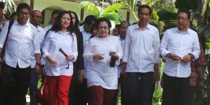 Megawati Mendadak Temui Jokowi di Istana