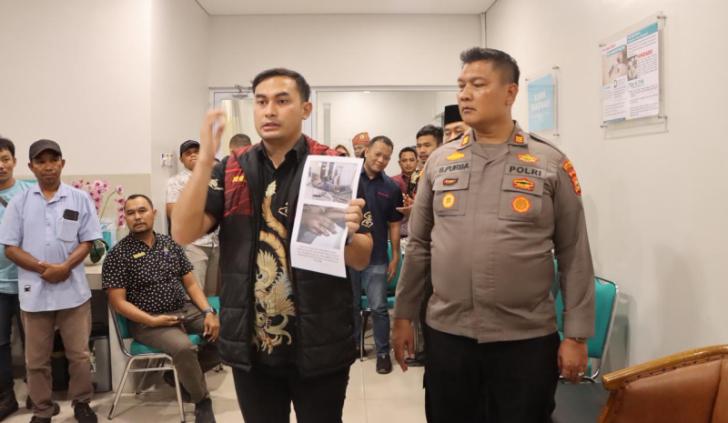 Polres Rohil Fasilitasi Perdamaian Antara Kelompok W. Siringo-Ringo dan PT. Ujung Tanjung Sejahtera Melalui Restorative Justice