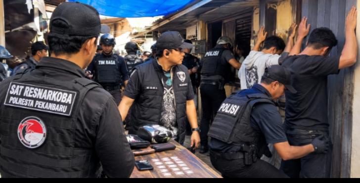 Gerebek Sarang Narkoba di Pekanbaru, Kasat Noki Incar Sabu, Senpi dan Senjata Tajam