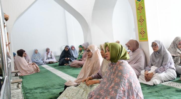 BRK Syariah Gelar Tarbiyah Ruhiyah untuk Perkuat Spirit Kerja Pegawai