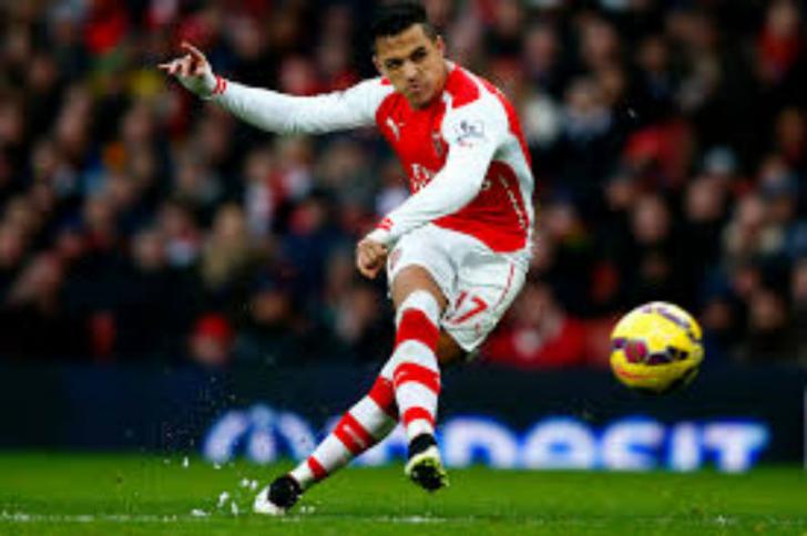 Alexis Sanchez Dilempar Bola, Begini Reaksi Wenger