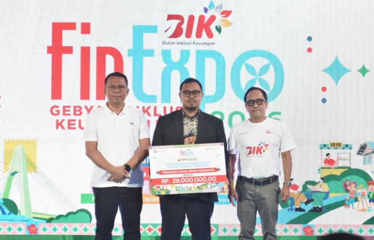 BRK Syariah Salurkan Bantuan CWLD kepada Yayasan Al-Ihsan Riau