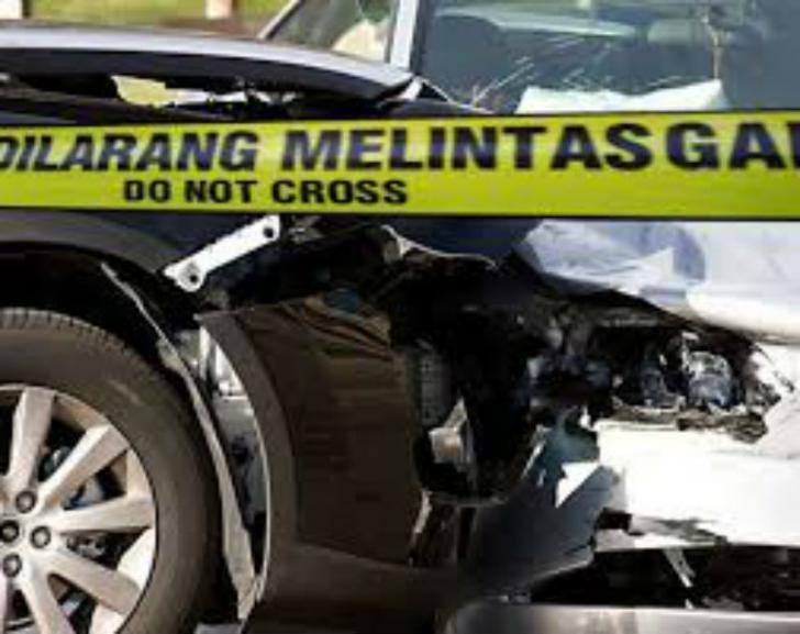 Pemotor Tewas Diseruduk Mobil Dinas Bengkalis