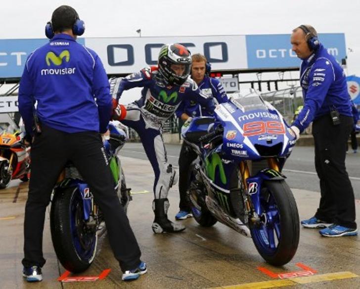 Marc Marquez Terjatuh, Jorge Lorenzo Juara MotoGP Aragon