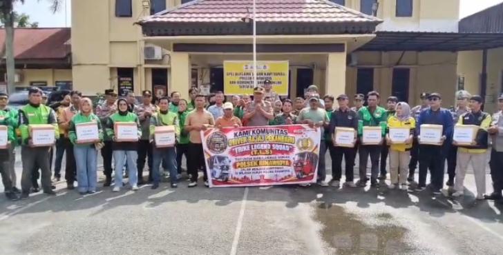 Perkuat Kemitraan, Polsek Bina Widya, dan Ojol Bersatu Jaga Keamanan