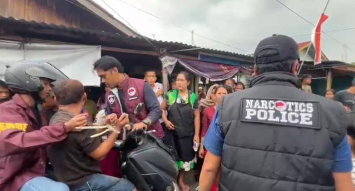 Polresta Pekanbaru dan BNN Gerebek Sarang Narkoba, Lima Orang Diamankan