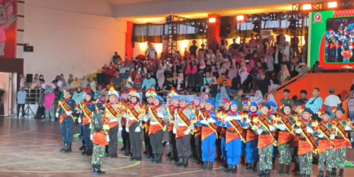Dengan Semangat yang Menyala, Puluhan Polisi Cilik Meriahkan Hari Bhayangkara di GOR Tribuana Pekanbaru