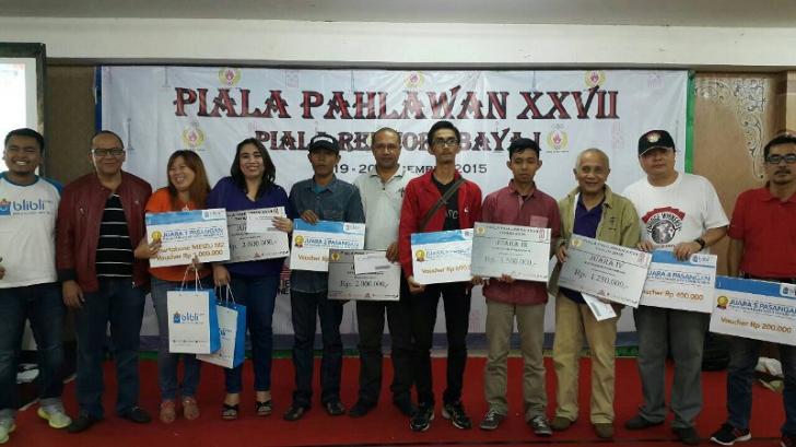 Hebat, Tim Bridge Universitas Riau Borong Juara di Surabaya