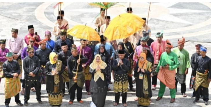 HUT Bengkalis 2024, Bupati Kasmarni Gelar Kenduri Adat