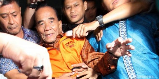 Berusia Lanjut, Annas Cuma Dituntut 6 Tahun Penjara