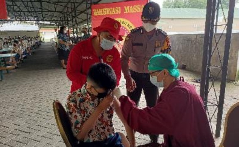 BIN 'Door To Door' Vaksinasi Cegah COVID-19 di Riau