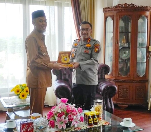 Forum Pemred Dumai puji Kapolres Nurhadi membangun silaturahmi