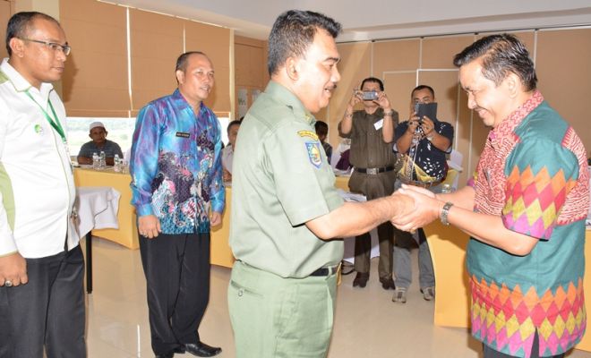 Jefry Noer: Sikat Lintah Darat!